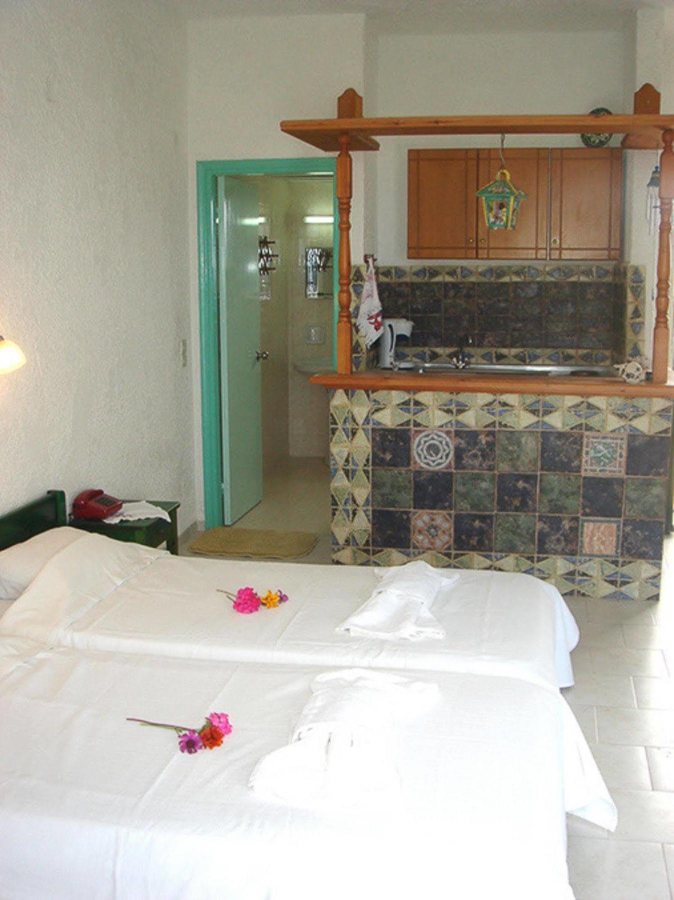 Finiki View Hotel Apartments Exterior photo